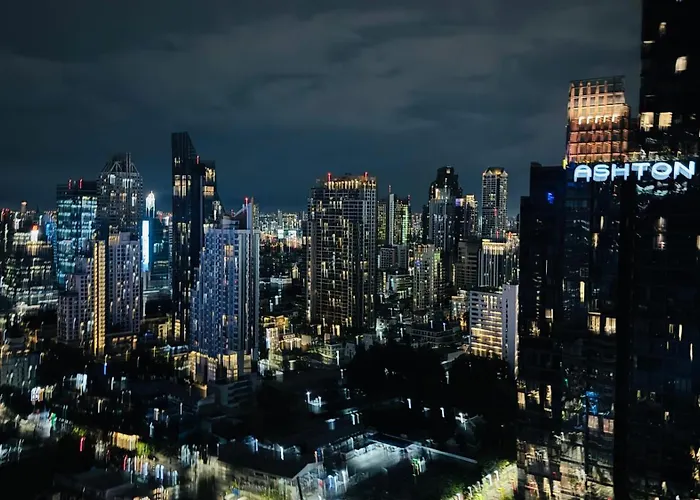 Silom Coller Aparment